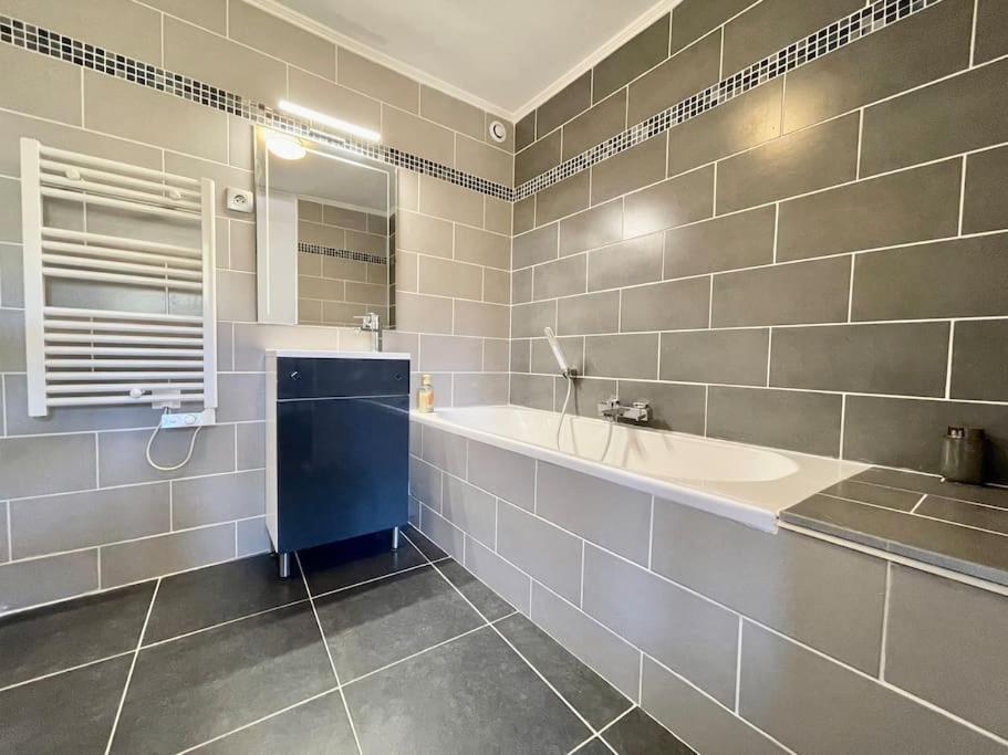 Jardin De La Garrigue - Maison 160M2 - Piscine Aragon Dış mekan fotoğraf